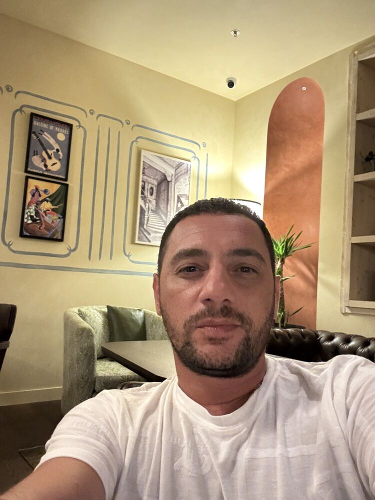  53158934  Murat, 38 ,    