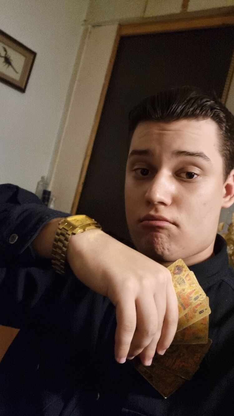  35723674  , 22 ,    