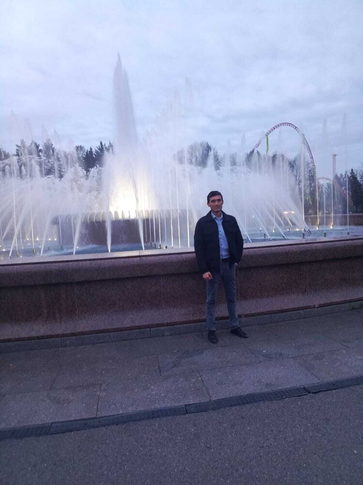  43935084  Abdullajon, 28 ,    