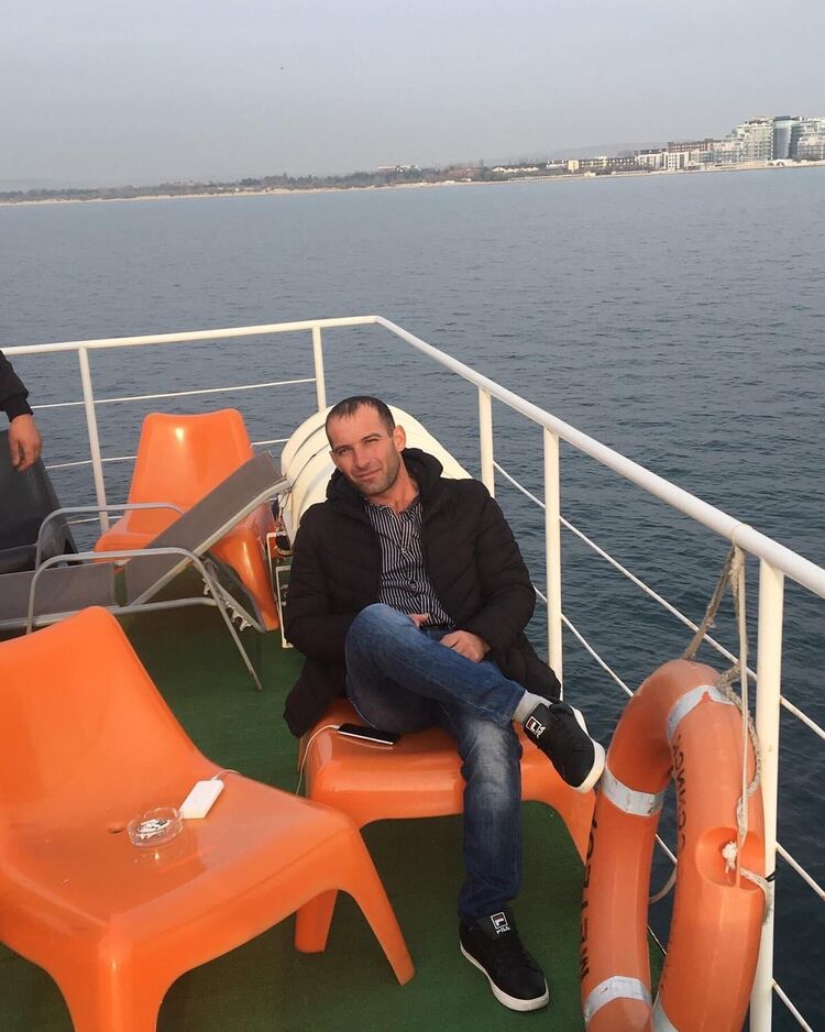  ,   , 37 ,   ,   