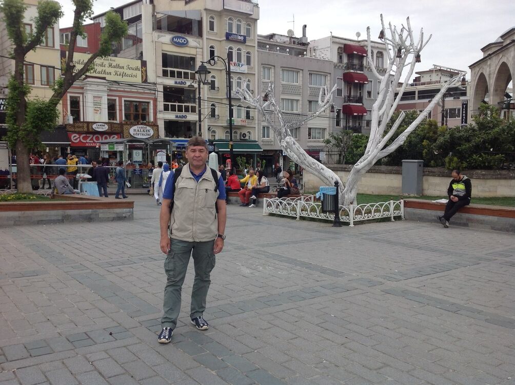  ,   Fedor, 62 ,   