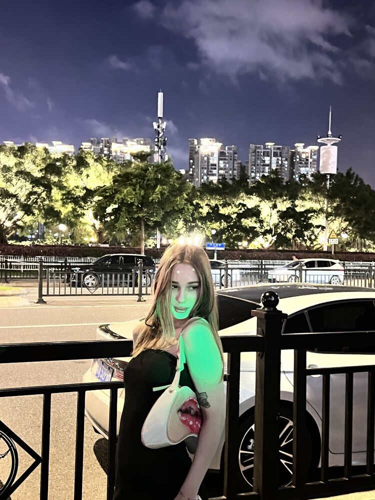  ,   Rita, 19 ,     , c 