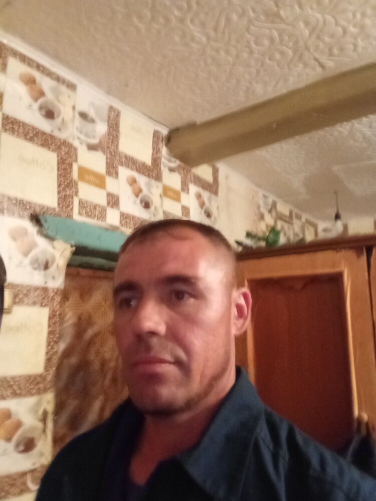  44884104  , 40 ,    