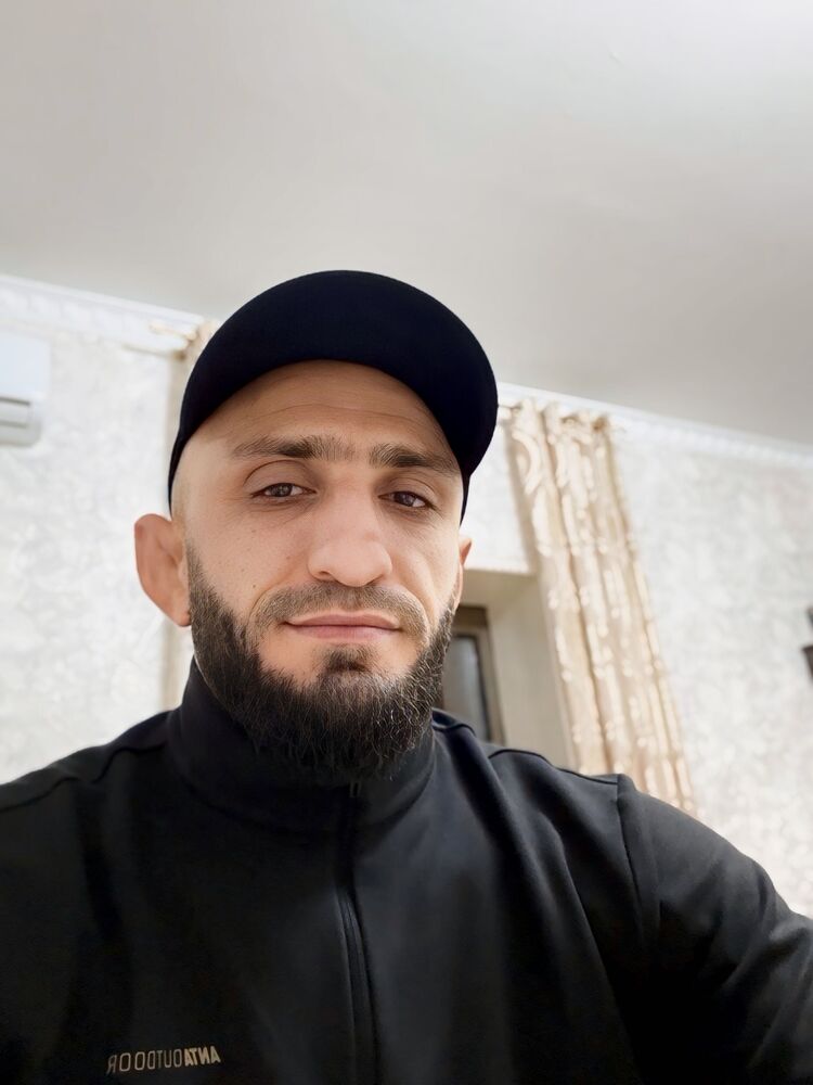  54819534  S u l t a n, 36 ,    