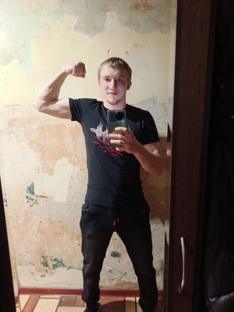  41103154  Dmitry, 25 ,    