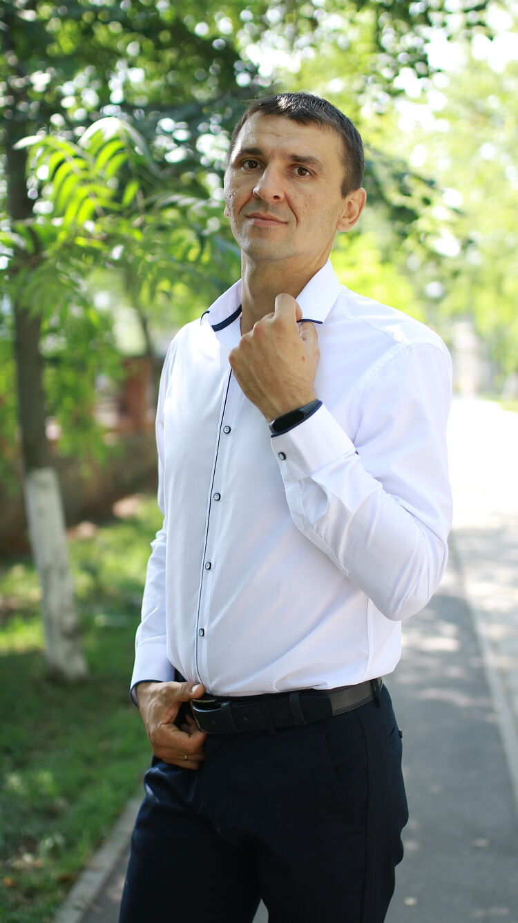  28350234  Sergei, 40 ,    