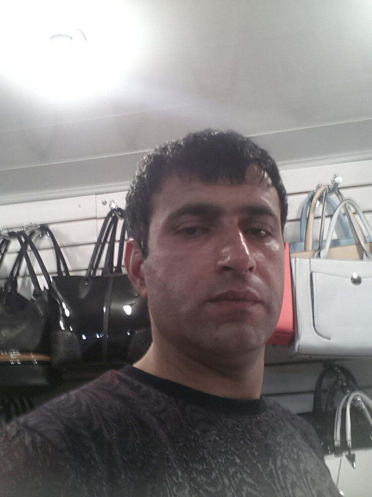  9793504  Email, 34 ,    