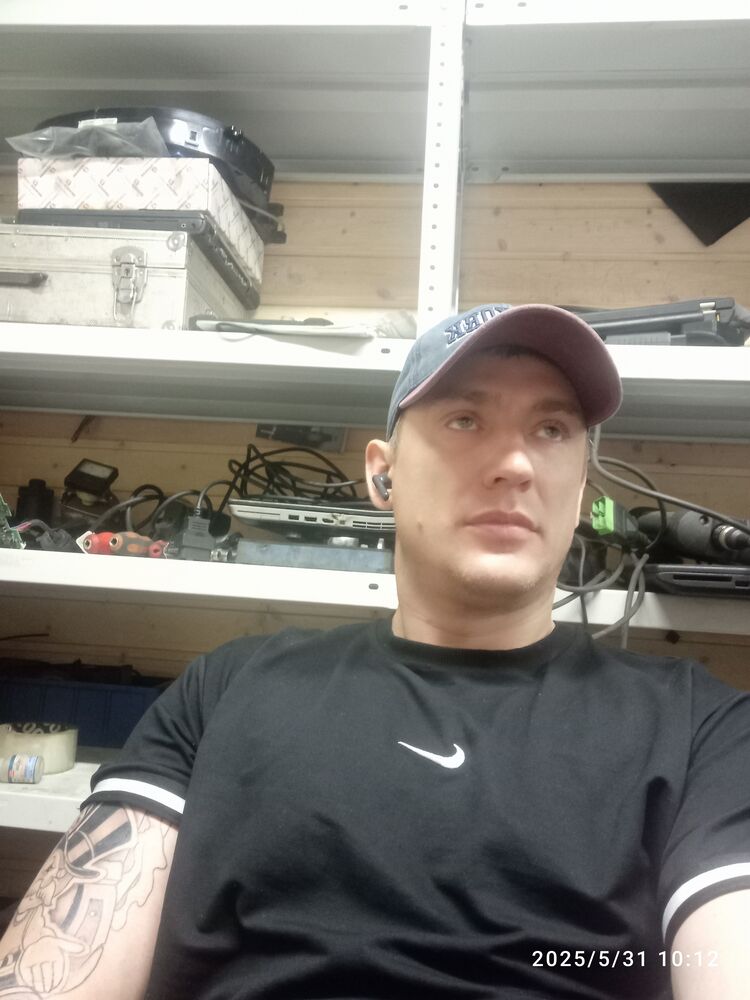  -,   Maks, 37 ,   c 