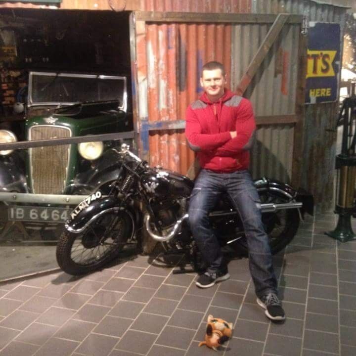  ,   Jurijus, 44 ,   ,   , c 