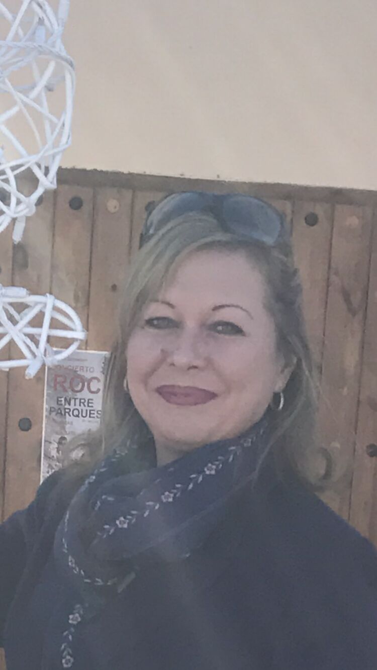  Almeria,   Tania, 49 ,   c , 
