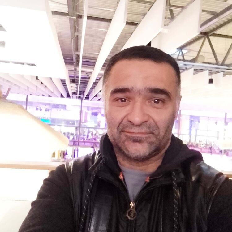  ,   Rustam, 43 ,   ,   , c , 