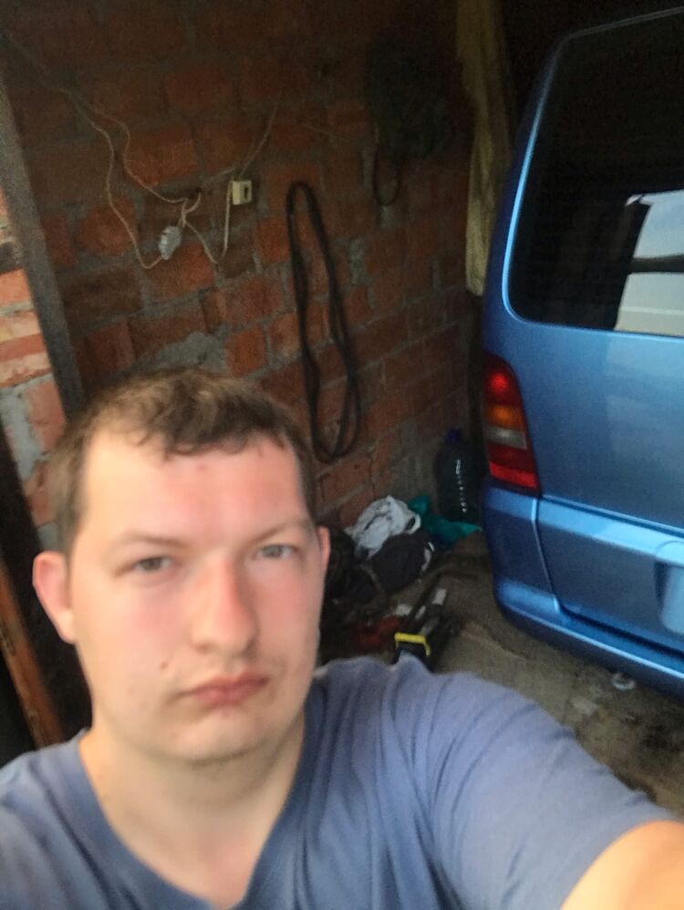  42956794  , 27 ,    