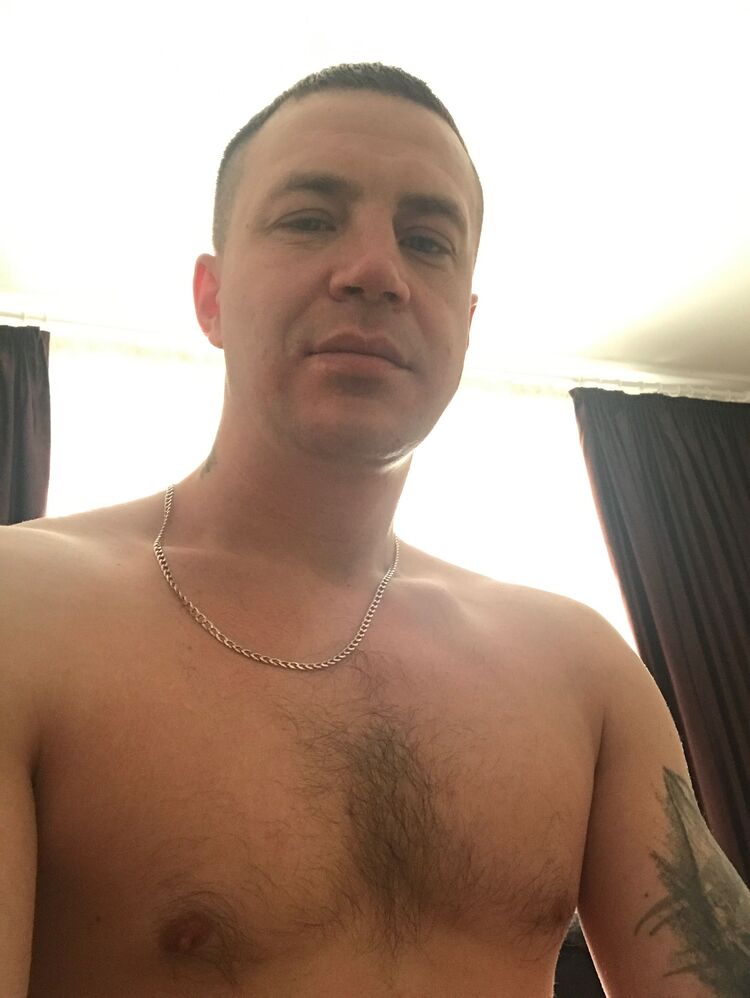  50528404  , 34 ,    