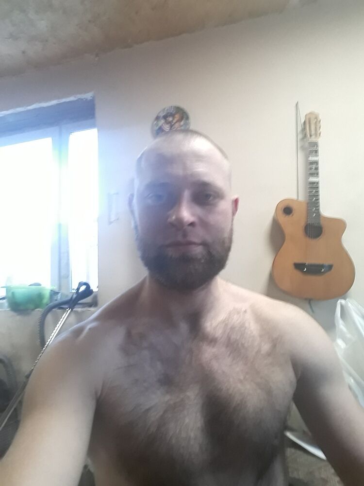  11807954  , 37 ,    