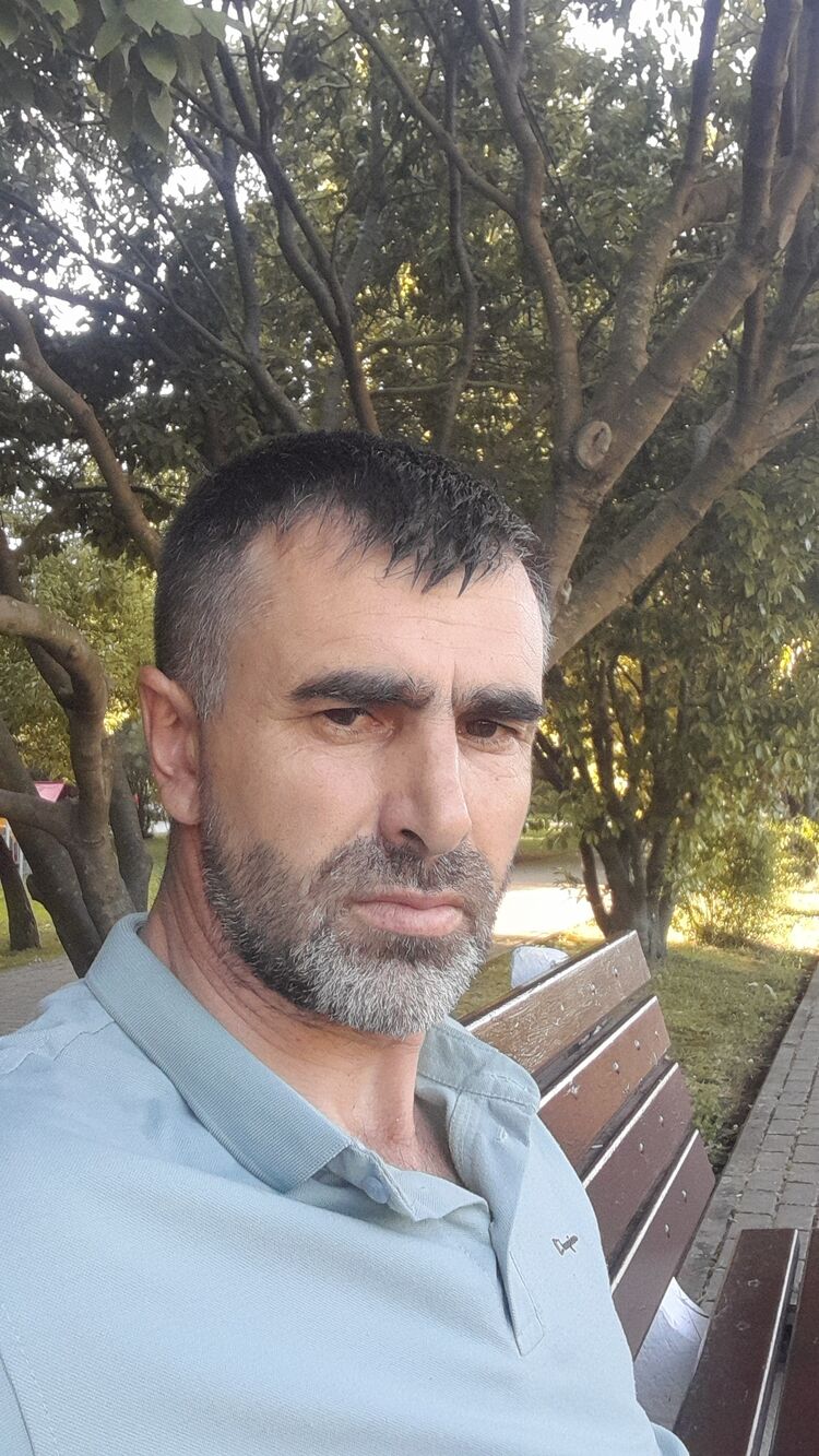  43638974  , 40 ,    