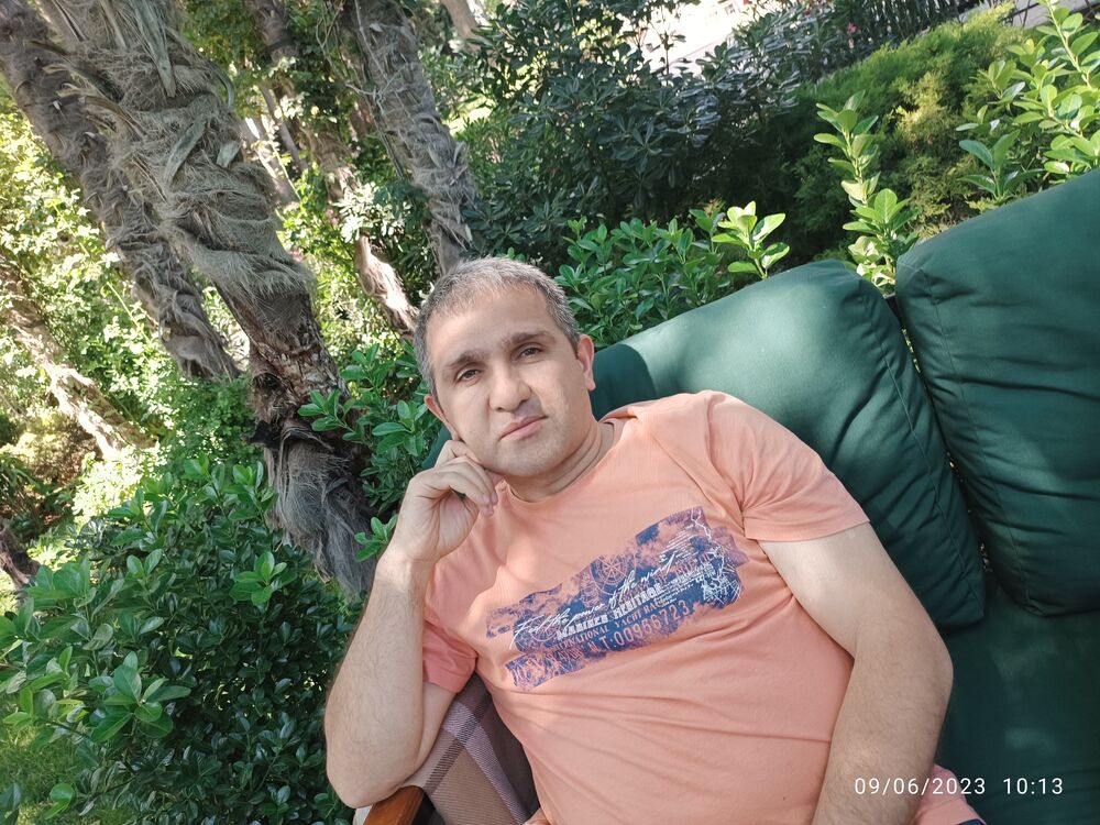  ,   Kamal, 42 ,   ,   , c 