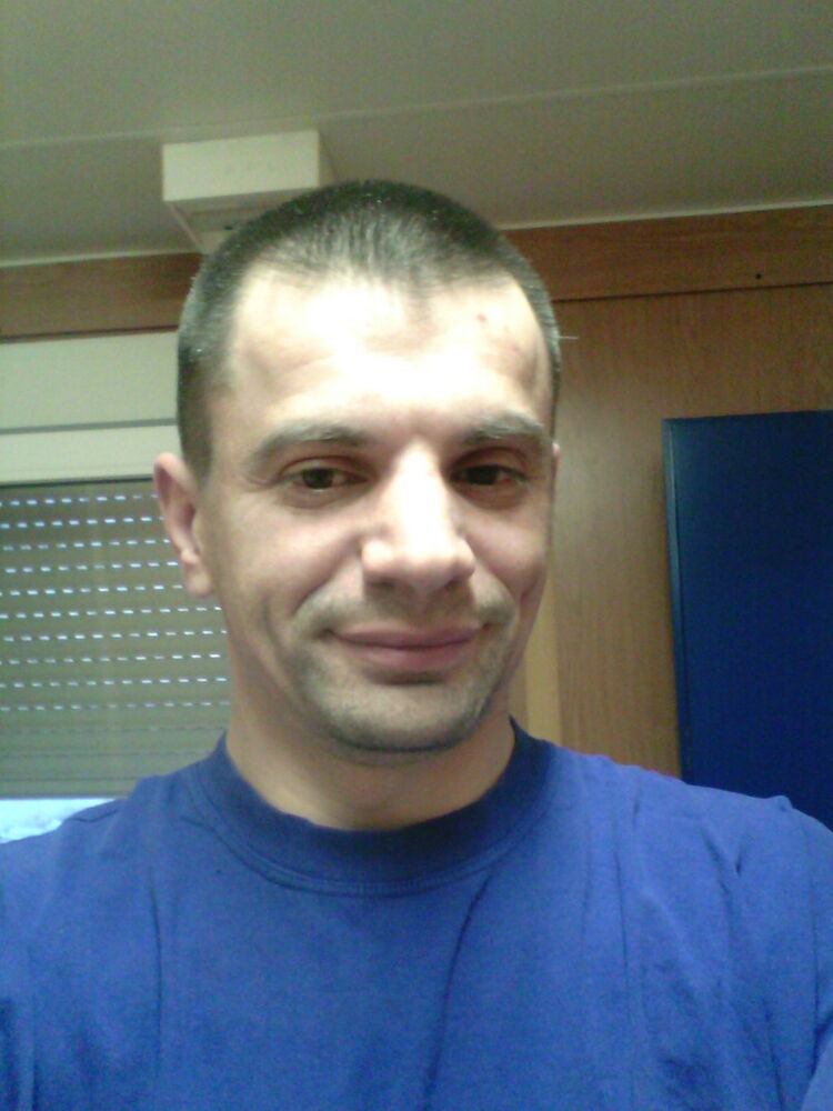 6532134  Nenad, 39 ,    