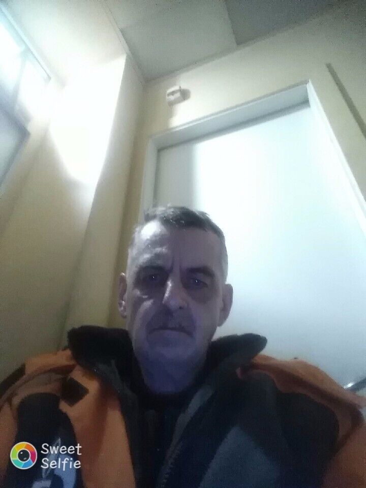  30587854  , 53 ,    