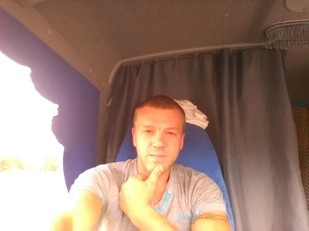  10352894  , 40 ,    