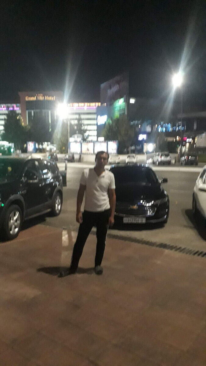  20300204  Radjiv, 37 ,    