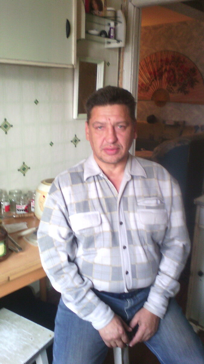  ,   Andrey, 52 ,   ,   , c 
