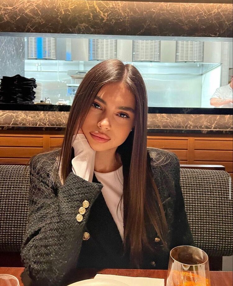  54136934  , 19 ,    -