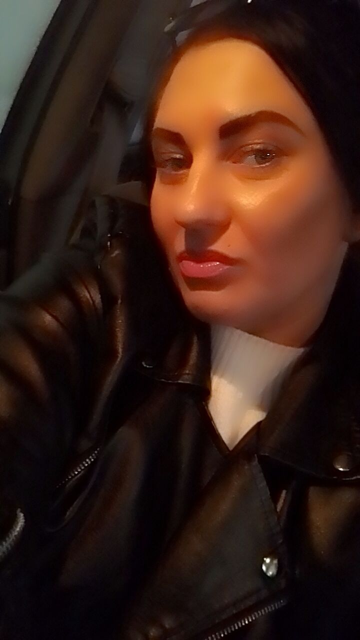  41120424  Sasha, 36 ,    