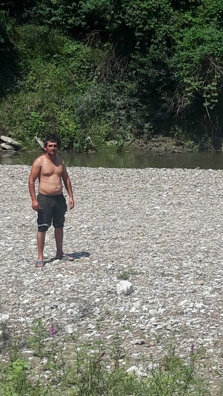  ,   Edik, 39 ,   ,   