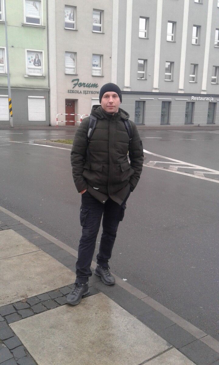  11387994  Alex, 39 ,    