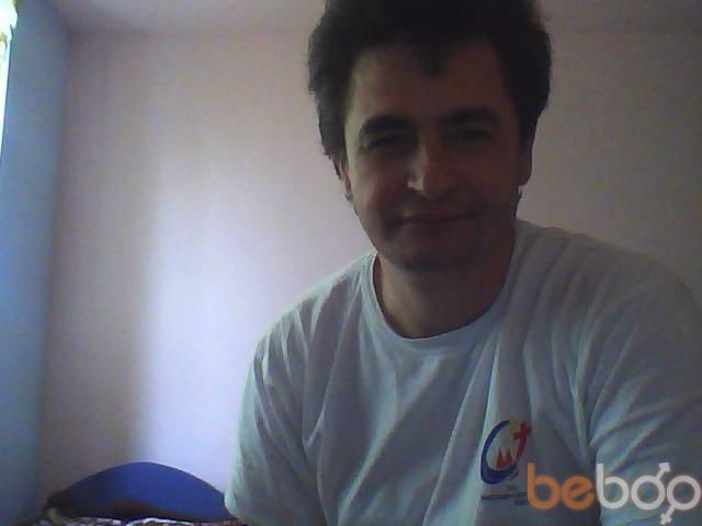  1047414  Viorel, 54 ,    