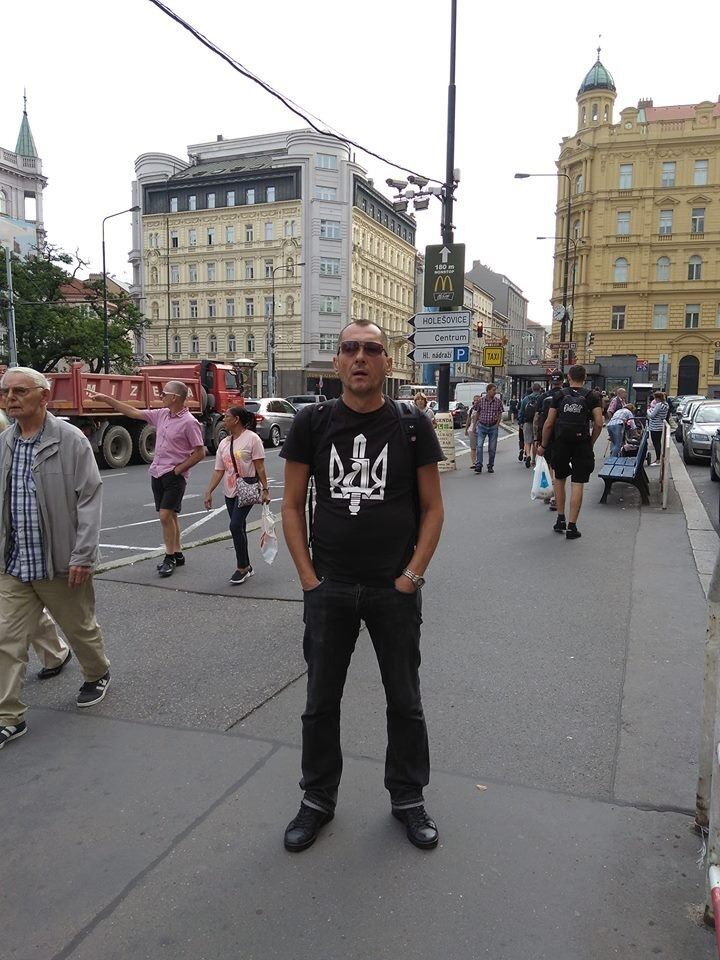  15739854  Valery, 61 ,    
