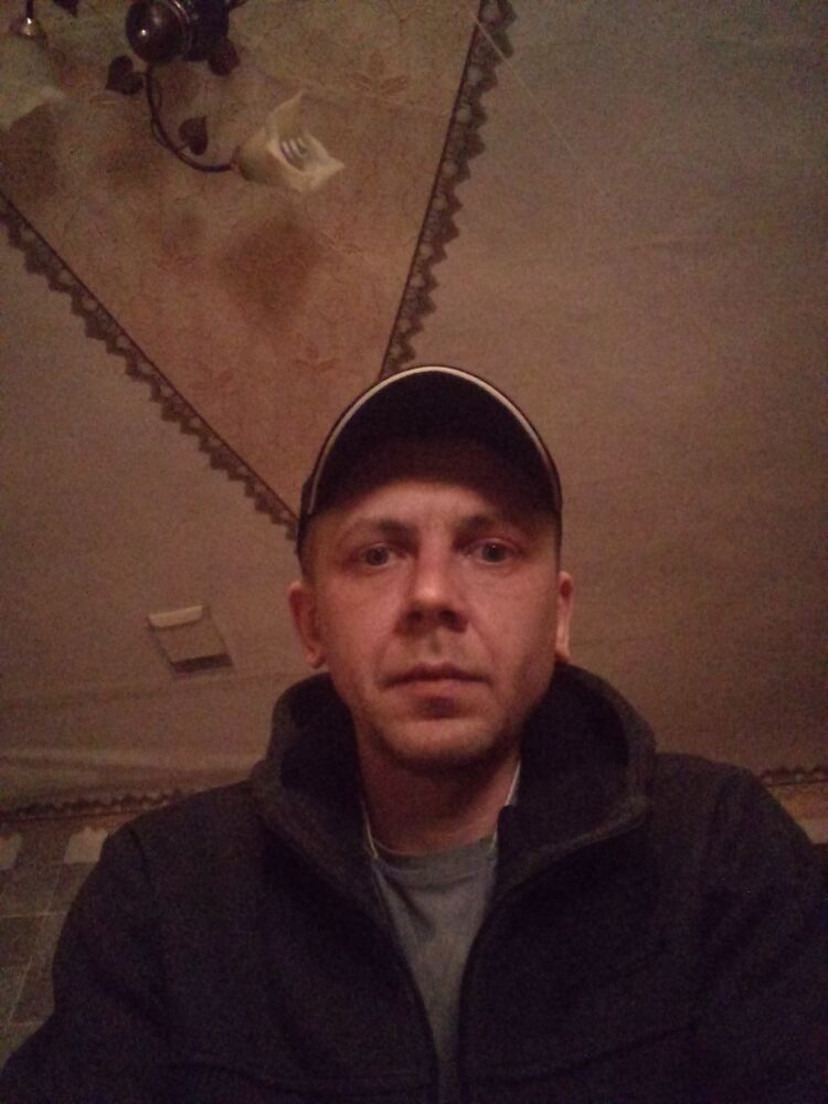  49046714  , 33 ,    