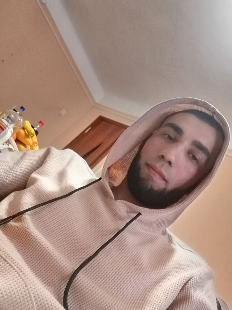  35446454  , 30 ,    
