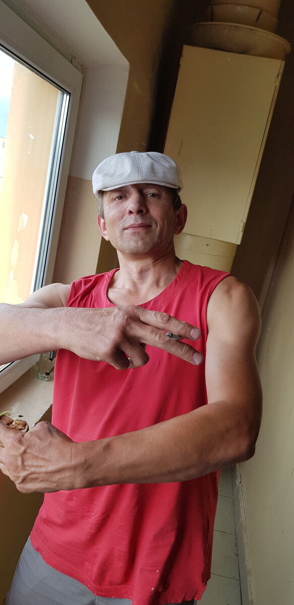  12717514  Yanush, 56 ,    