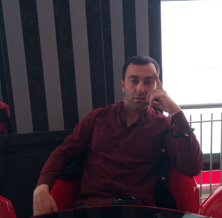  15620634  Stalin_, 36 ,    