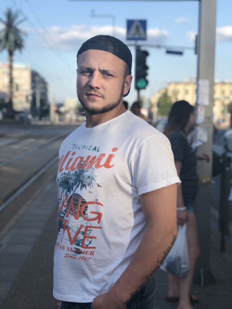  Warszawa,   Igor, 29 ,   ,   , c 