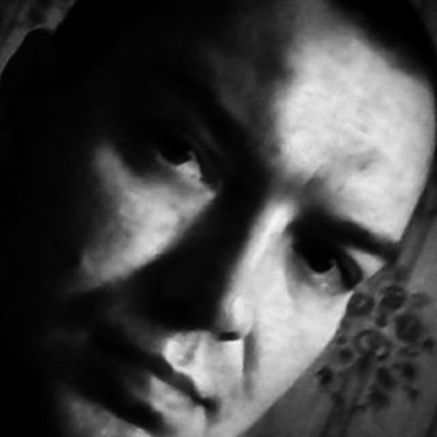  9474074  Denis, 44 ,    