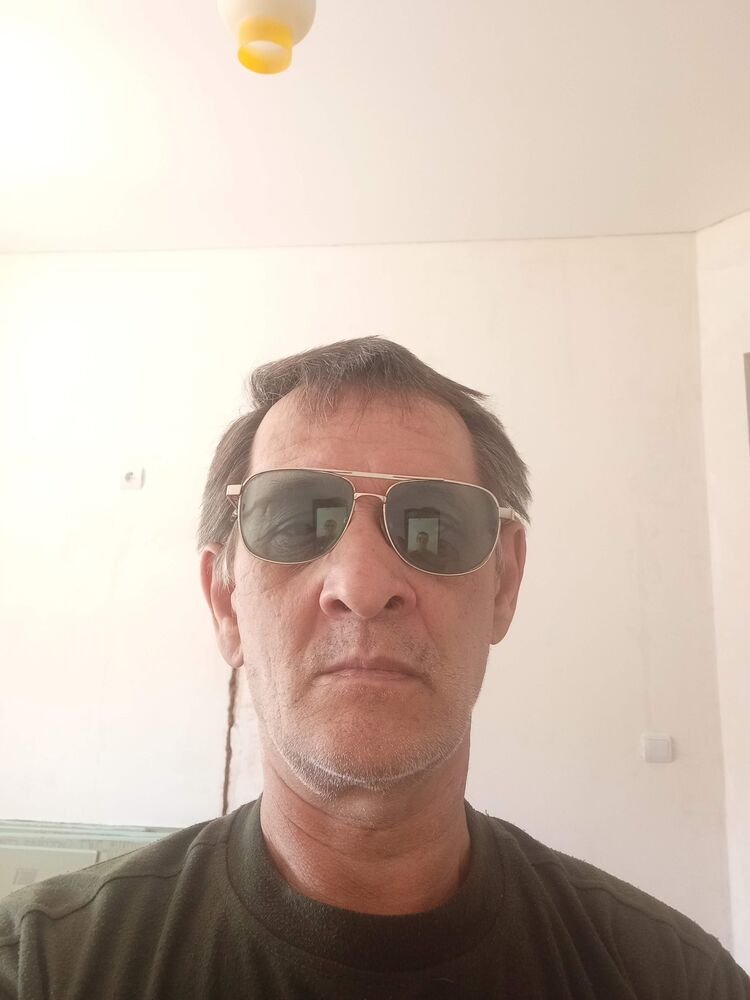  38556494   , 57 ,    