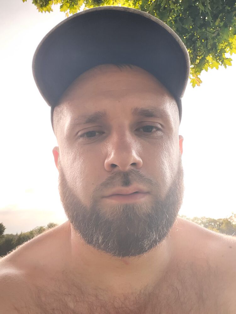 40696314  Alexander, 41 ,    