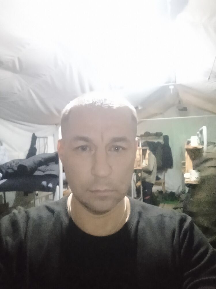  42083124  , 43 ,    