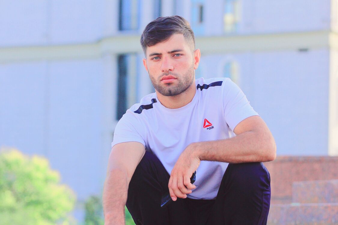  ,   Ali, 26 ,   ,   , c 