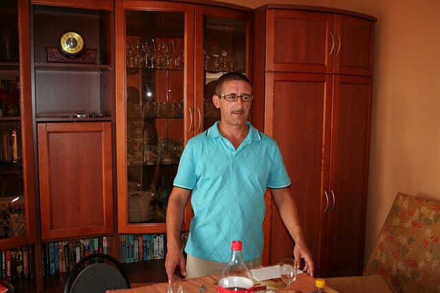  ,   , 52 ,   