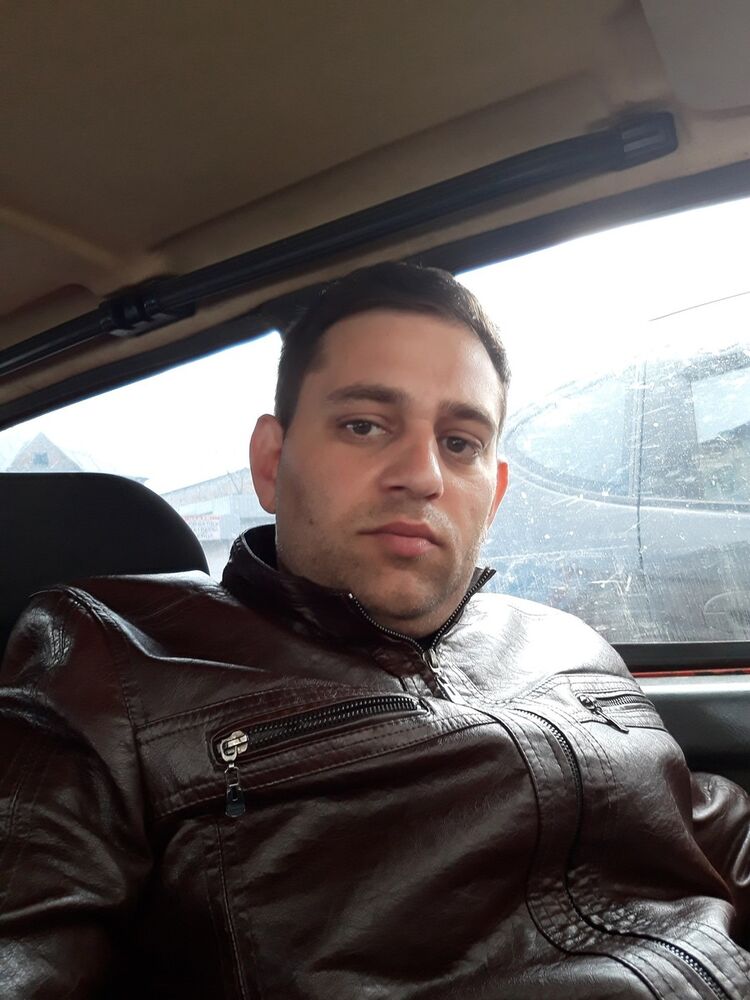  12899844  , 40 ,    