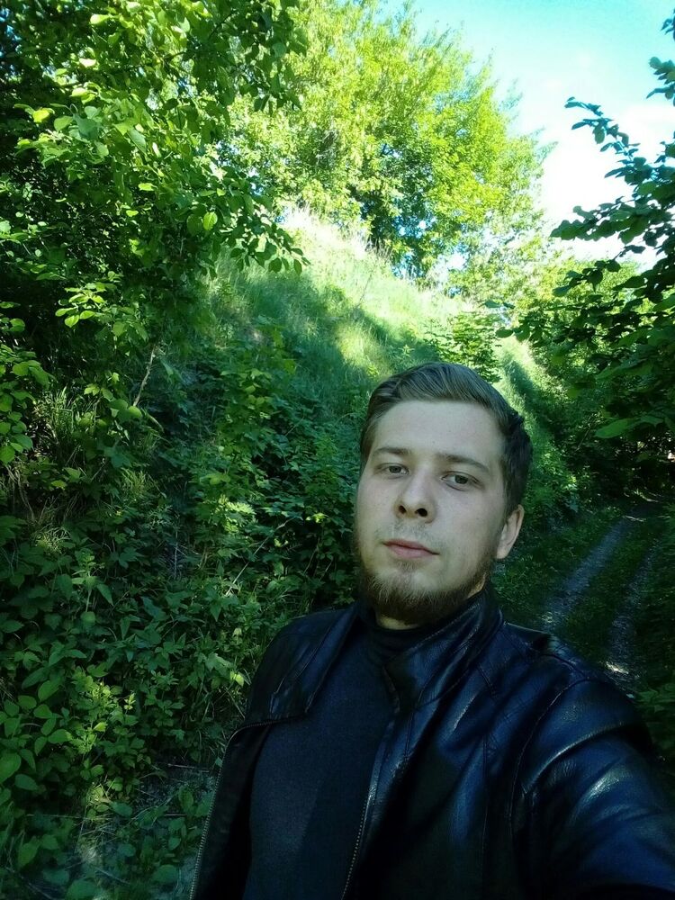  27614254  Mikhail, 30 ,    