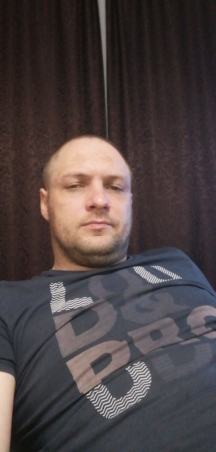  --,   , 42 ,     , c 