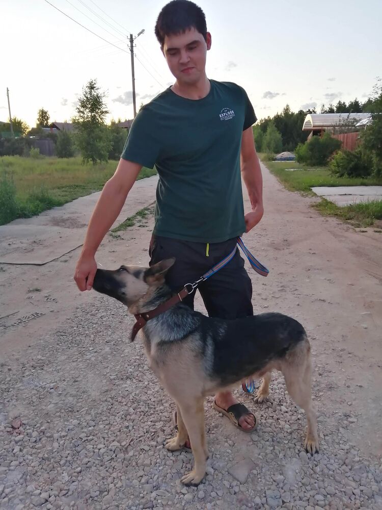  50425014  Ivan, 32 ,     