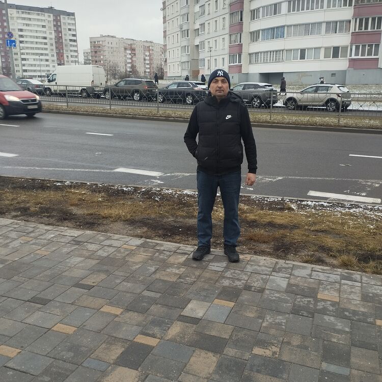   ,   Azat, 44 ,   ,   