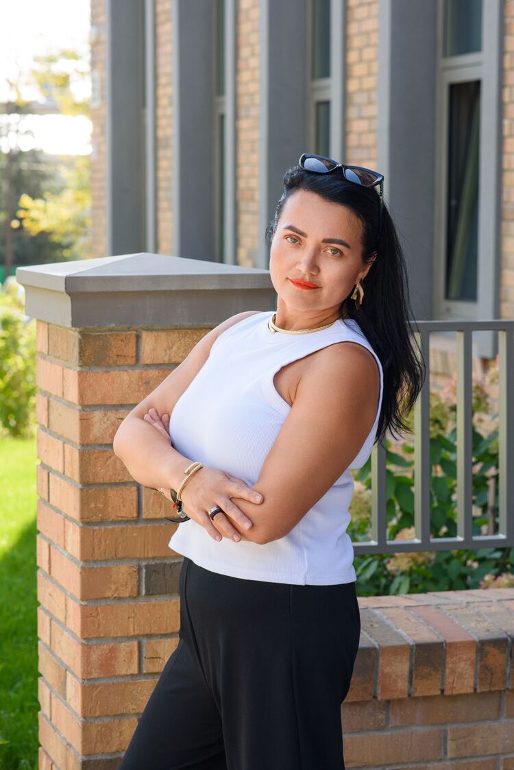  ,   Lora, 45 ,   ,   , c 