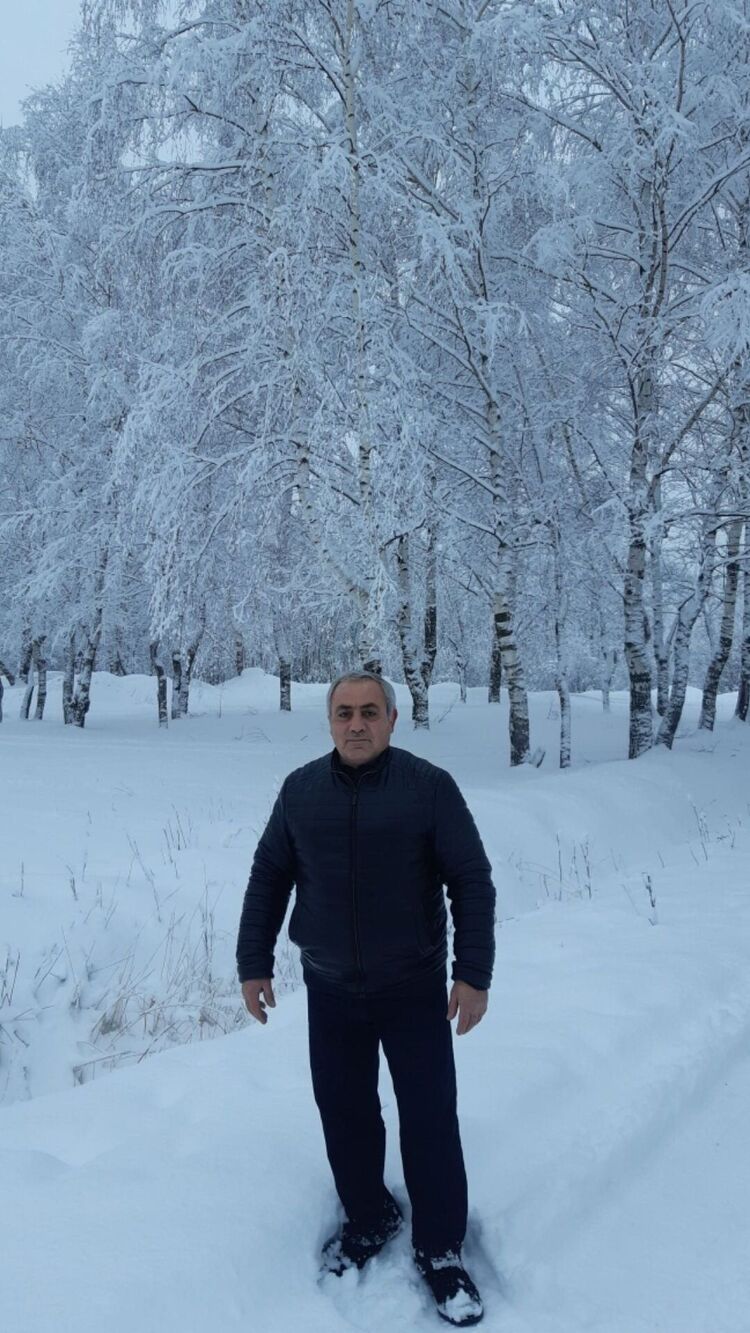  35276464  Bagrat, 65 ,    