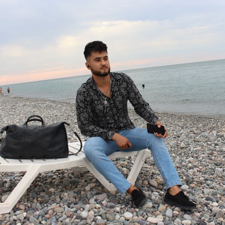 ,   Ali, 30 ,   ,   , c , 